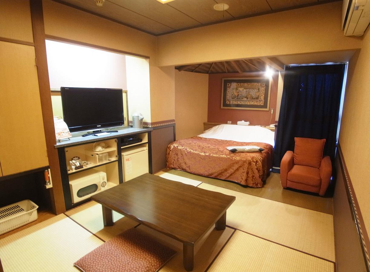 Hotel Mju-Adult Only Токио Екстериор снимка